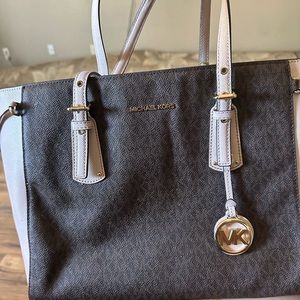 NWT brown and pink Michael kors totes bag